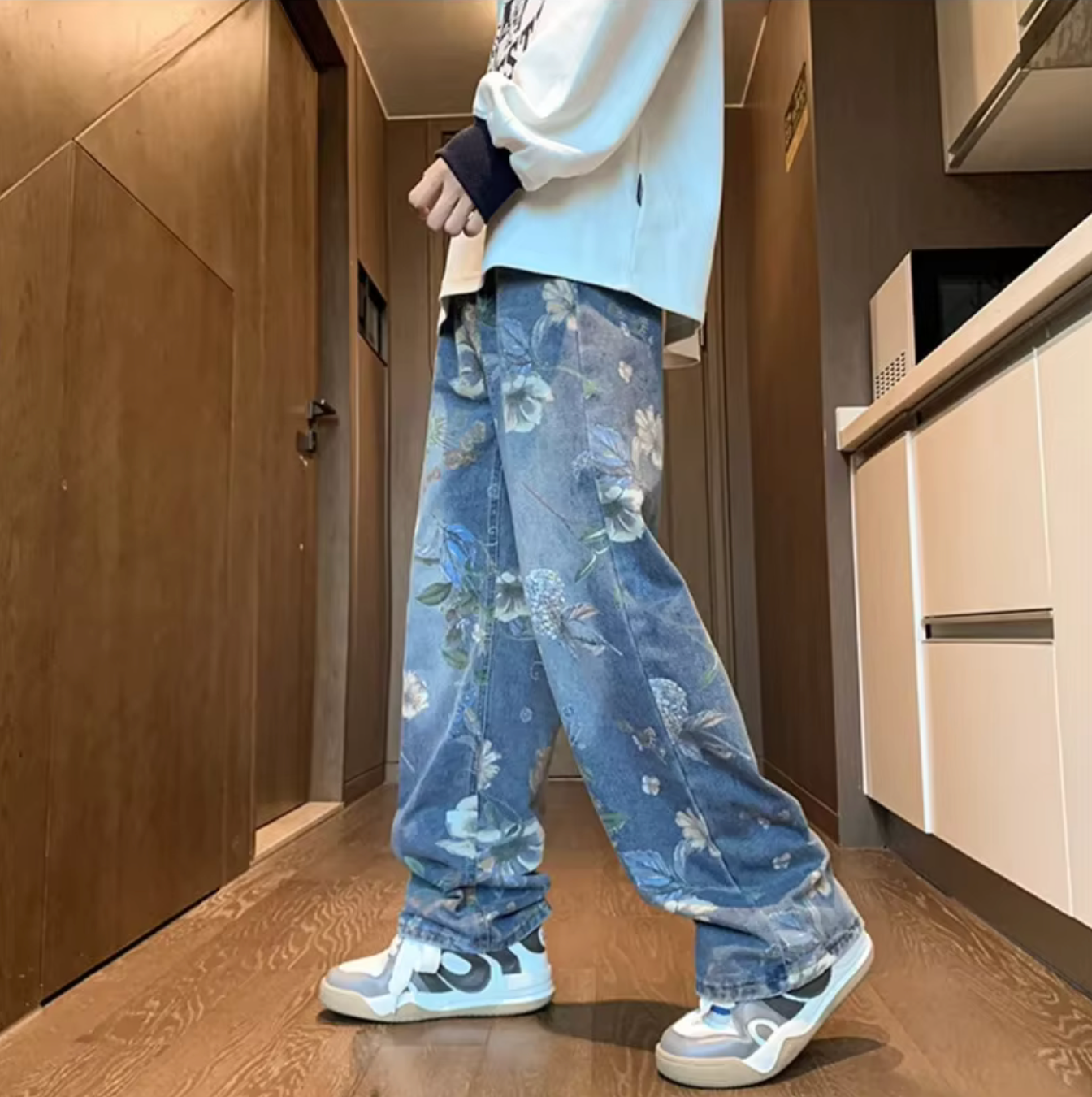 Floral Cropped 90s Denim - Vintage Blue