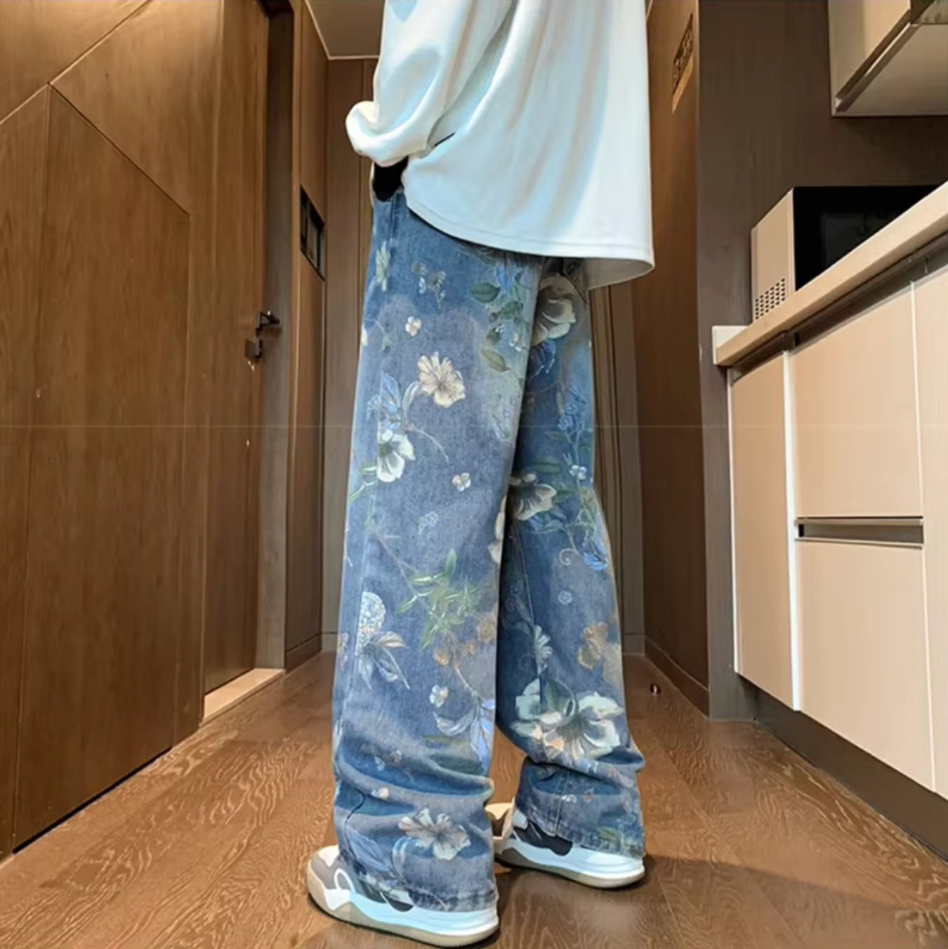 Floral Cropped 90s Denim - Vintage Blue