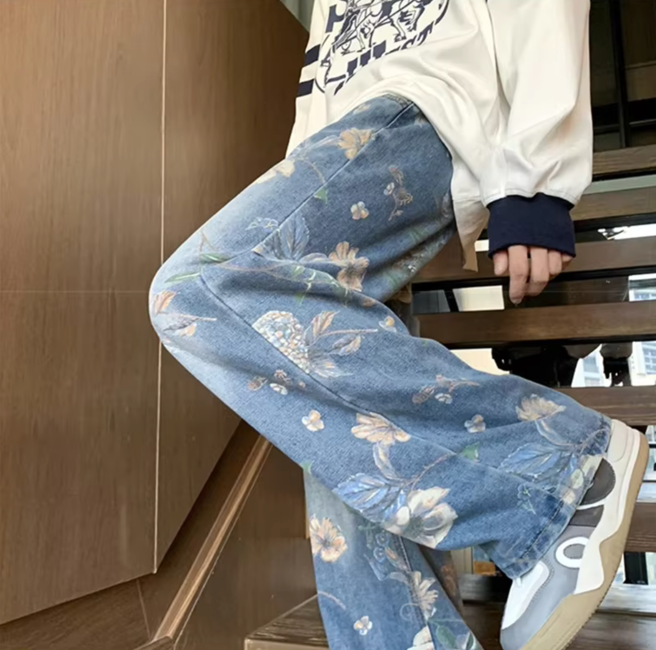 Floral Cropped 90s Denim - Vintage Blue